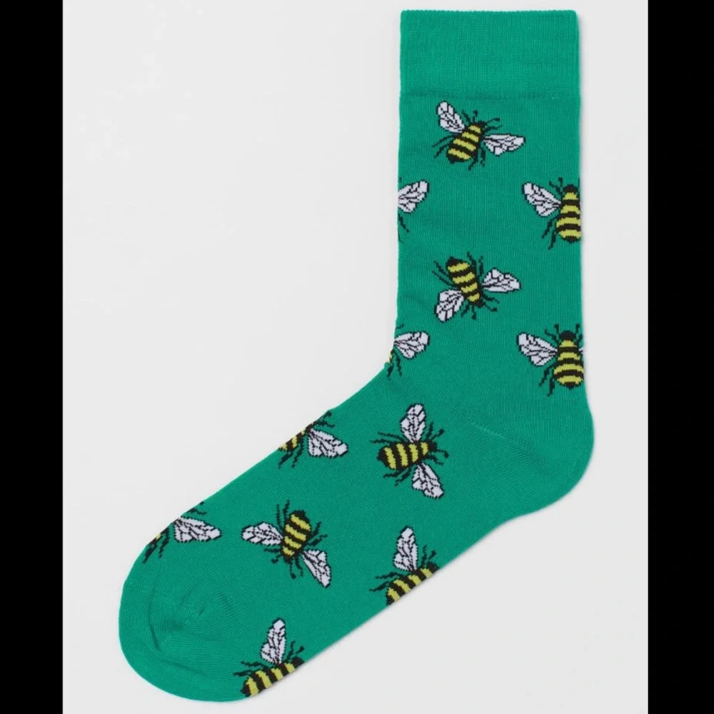 NWT H&M Patterned Socks Green/Bees Unisex US 10-11.5